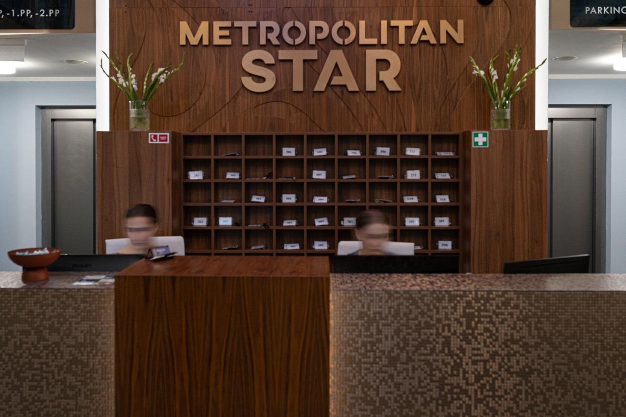 Hotel Reverie - Dependance, Check-In At Metropolitan Star Μπρατισλάβα Εξωτερικό φωτογραφία