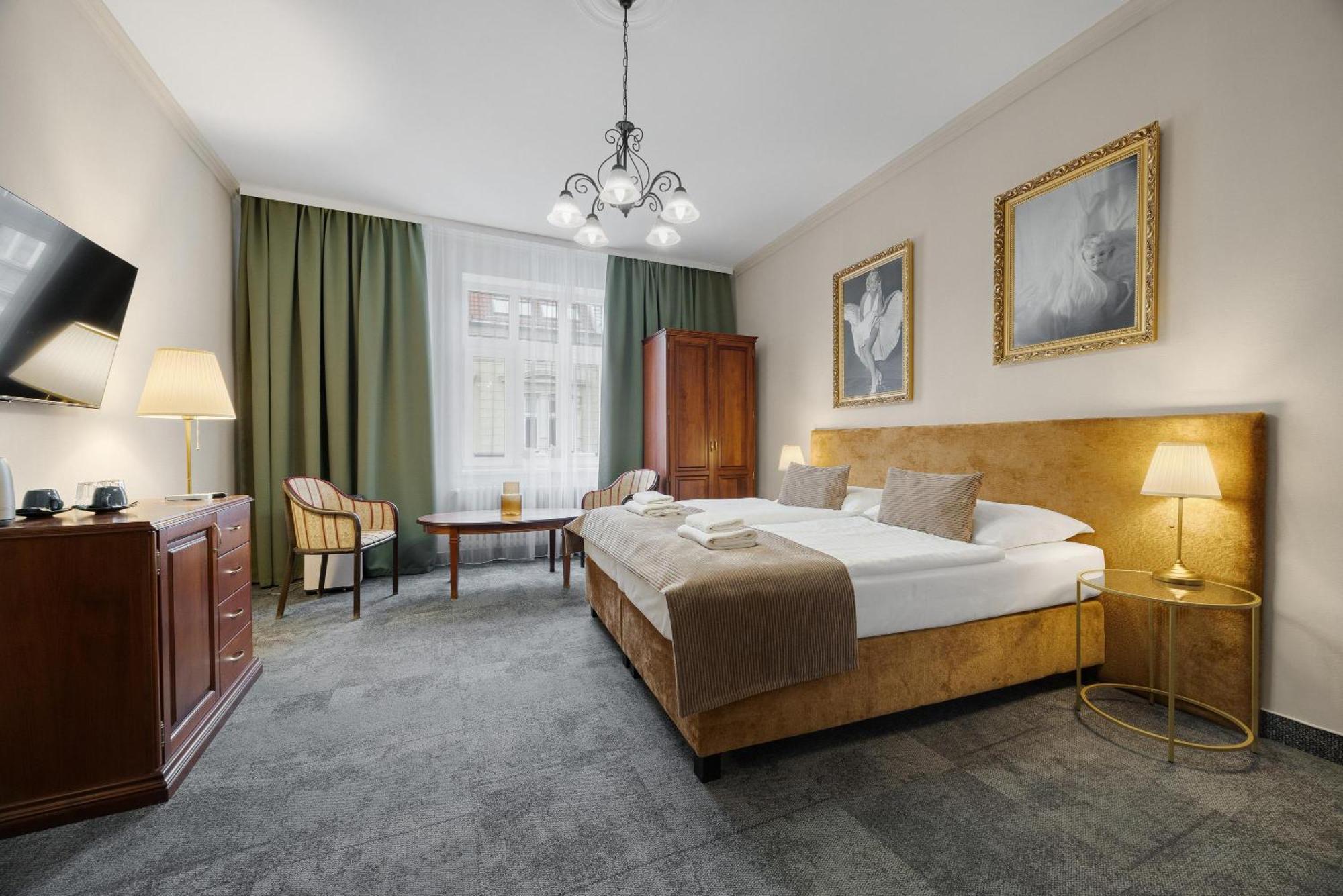 Hotel Reverie - Dependance, Check-In At Metropolitan Star Μπρατισλάβα Εξωτερικό φωτογραφία