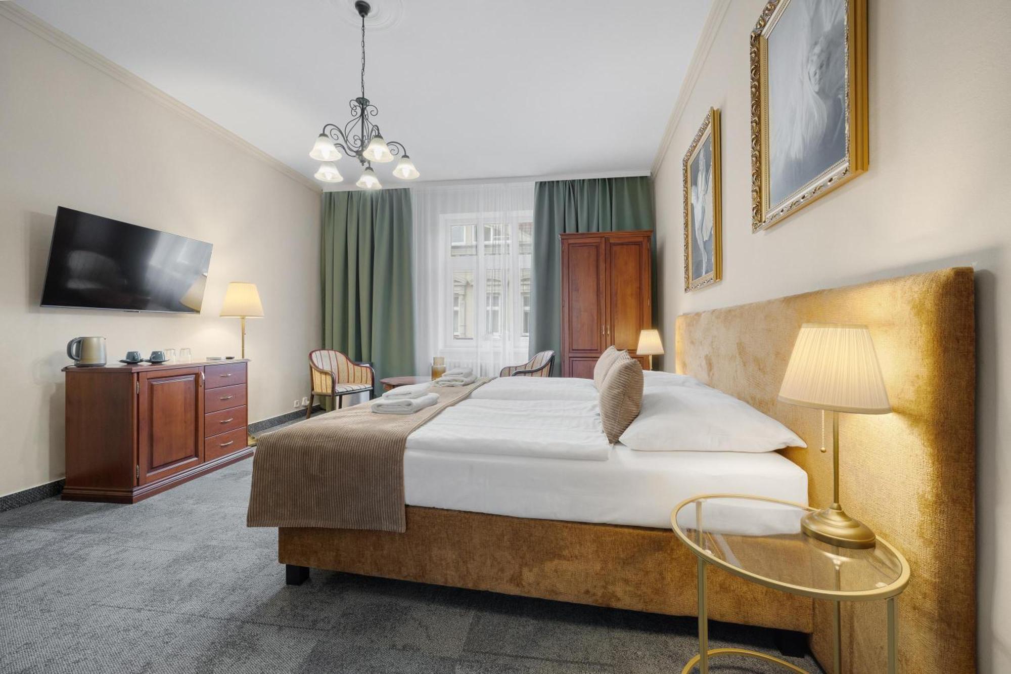 Hotel Reverie - Dependance, Check-In At Metropolitan Star Μπρατισλάβα Εξωτερικό φωτογραφία